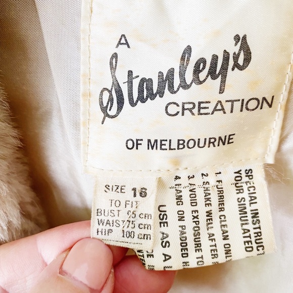 Incredible 70’s Rare Vintage Faux-Fur Jacket - Picture 3 of 6